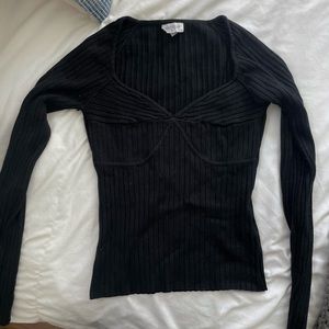 Long sleeved ribbed top